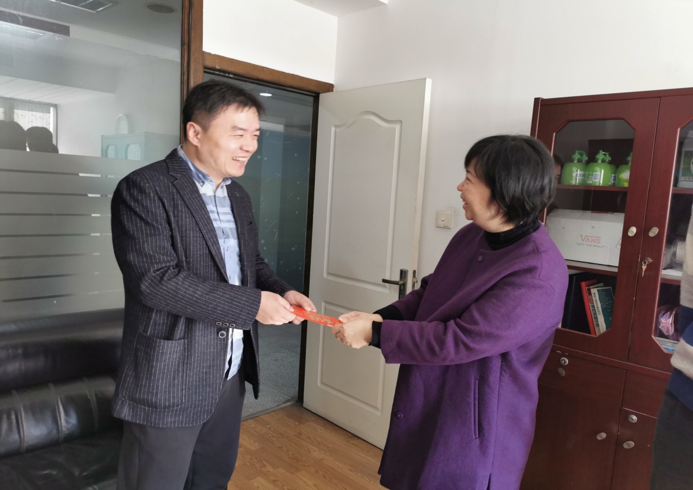 人生就是博-尊龙凯时中国官网